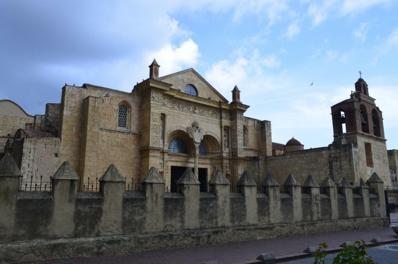 Hotel Cana Palma Zona Colonial Санто Доминго Екстериор снимка