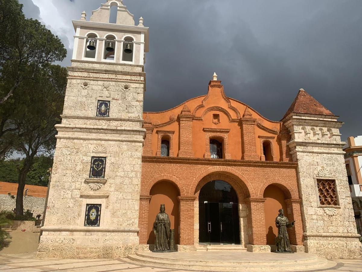 Hotel Cana Palma Zona Colonial Санто Доминго Екстериор снимка